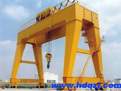L型單梁門式起重機(jī) L型單梁門式起重機(jī)